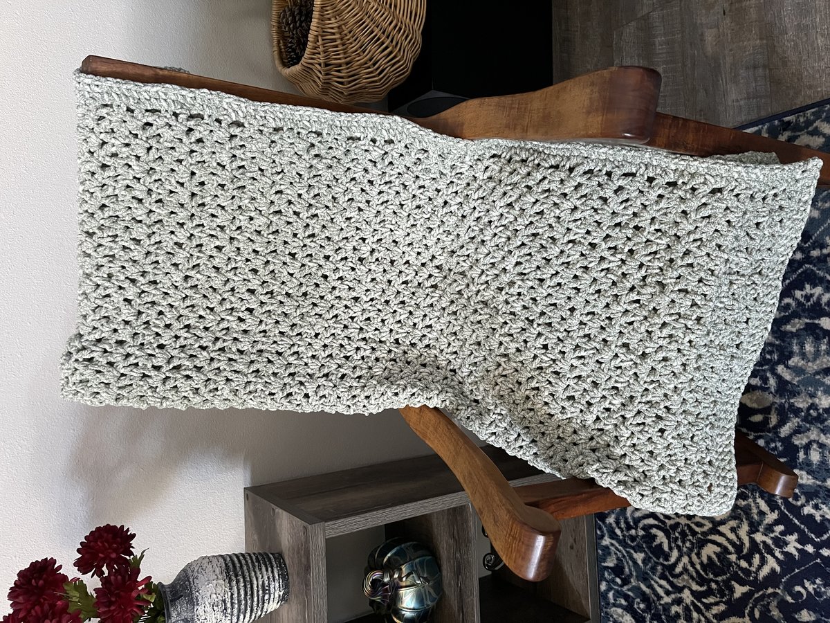 Luxe Lounging Blanket in Winter Leaf