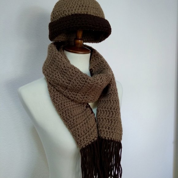 Beanie and Scarf in Brown color block