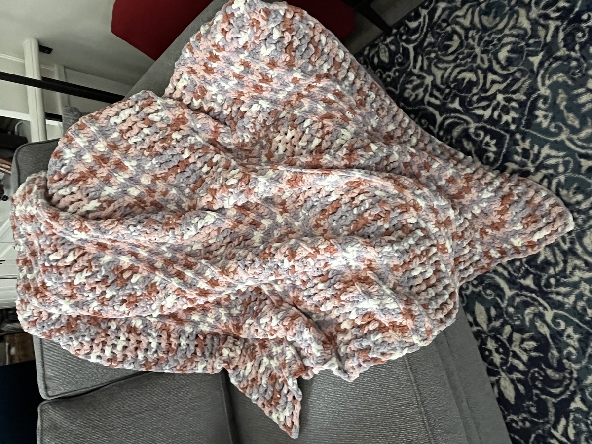 Luxe Statement Blanket in Petal