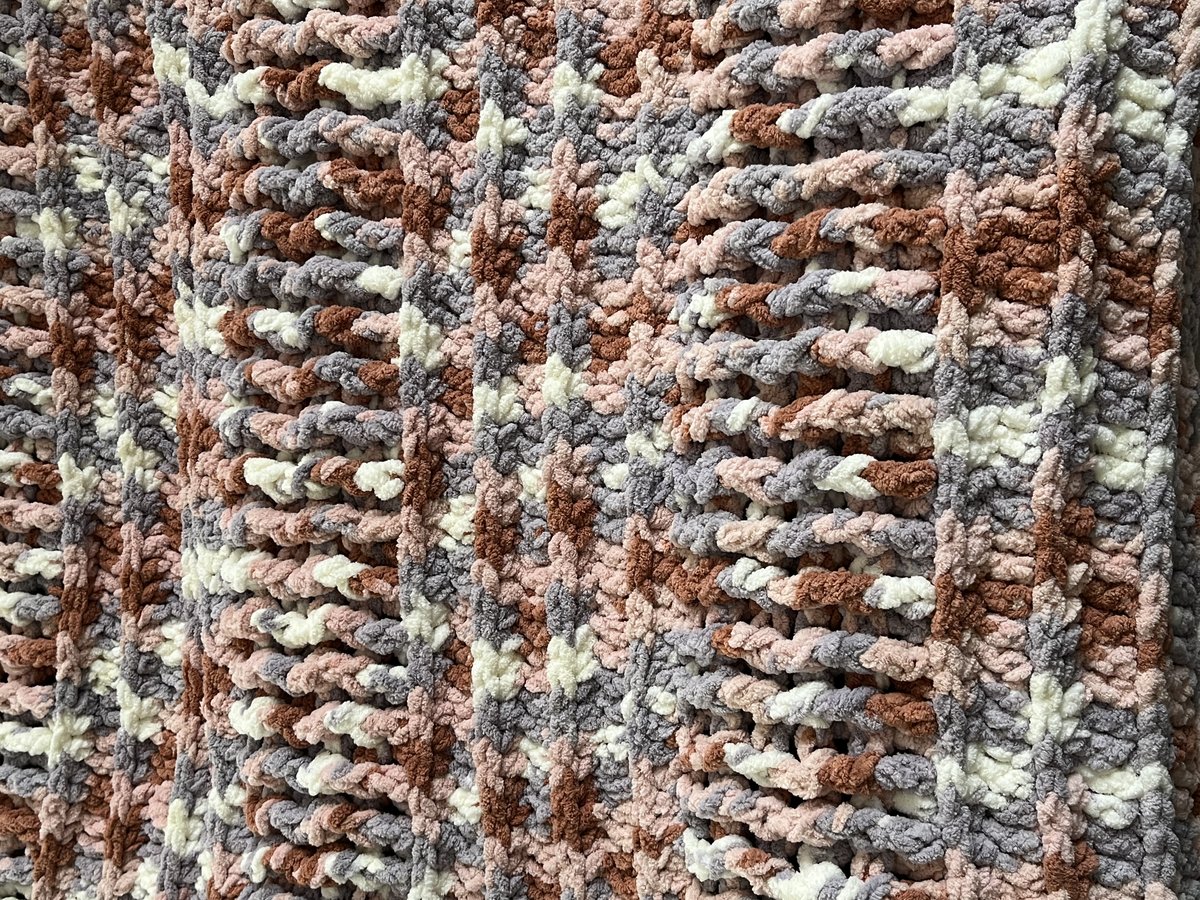 Luxe Statement Blanket in Petal
