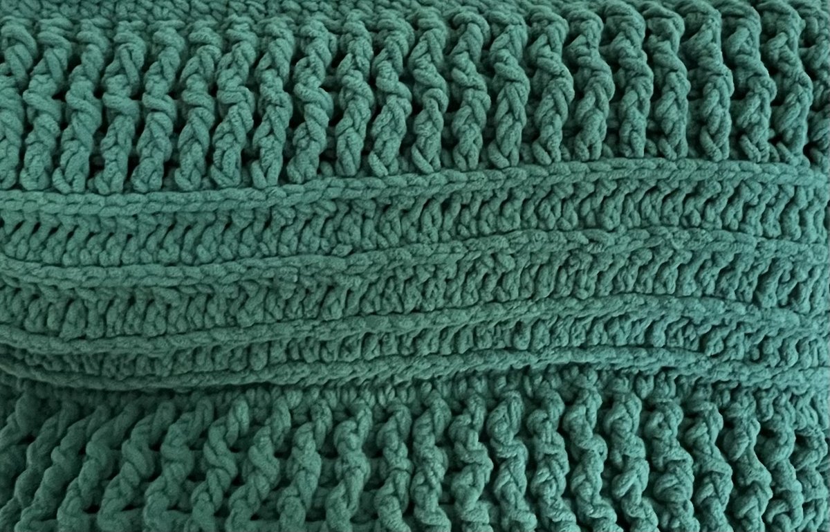 Luxe Statement Blanket in Malachite